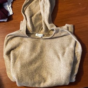 Women’s Small Hooded Sweater